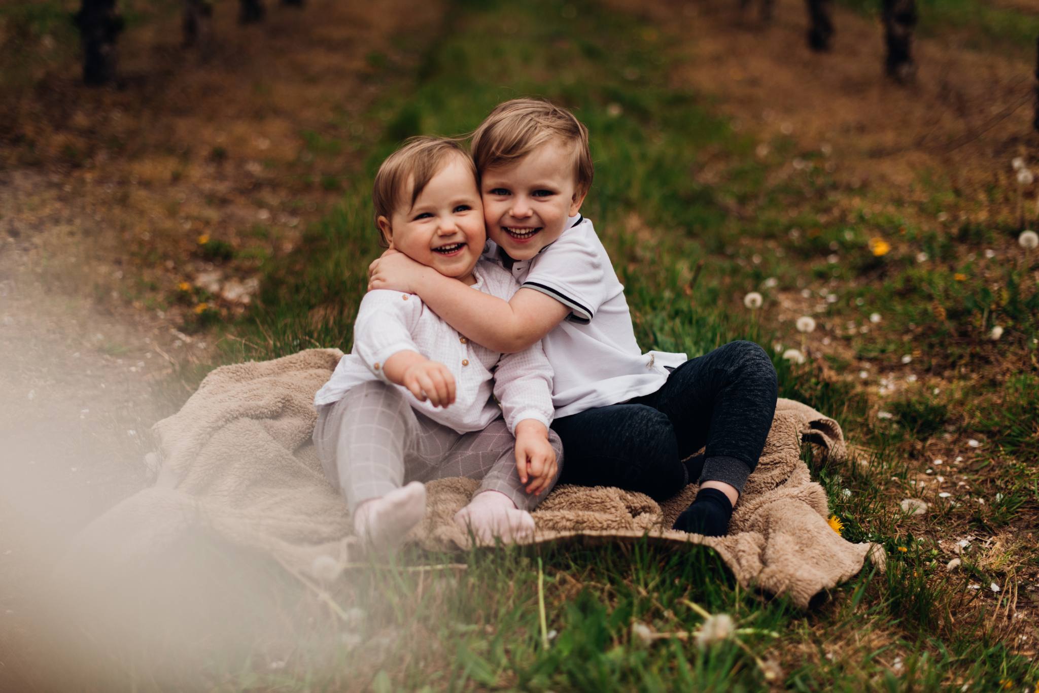 Sesja rodzinna w sadzie64e